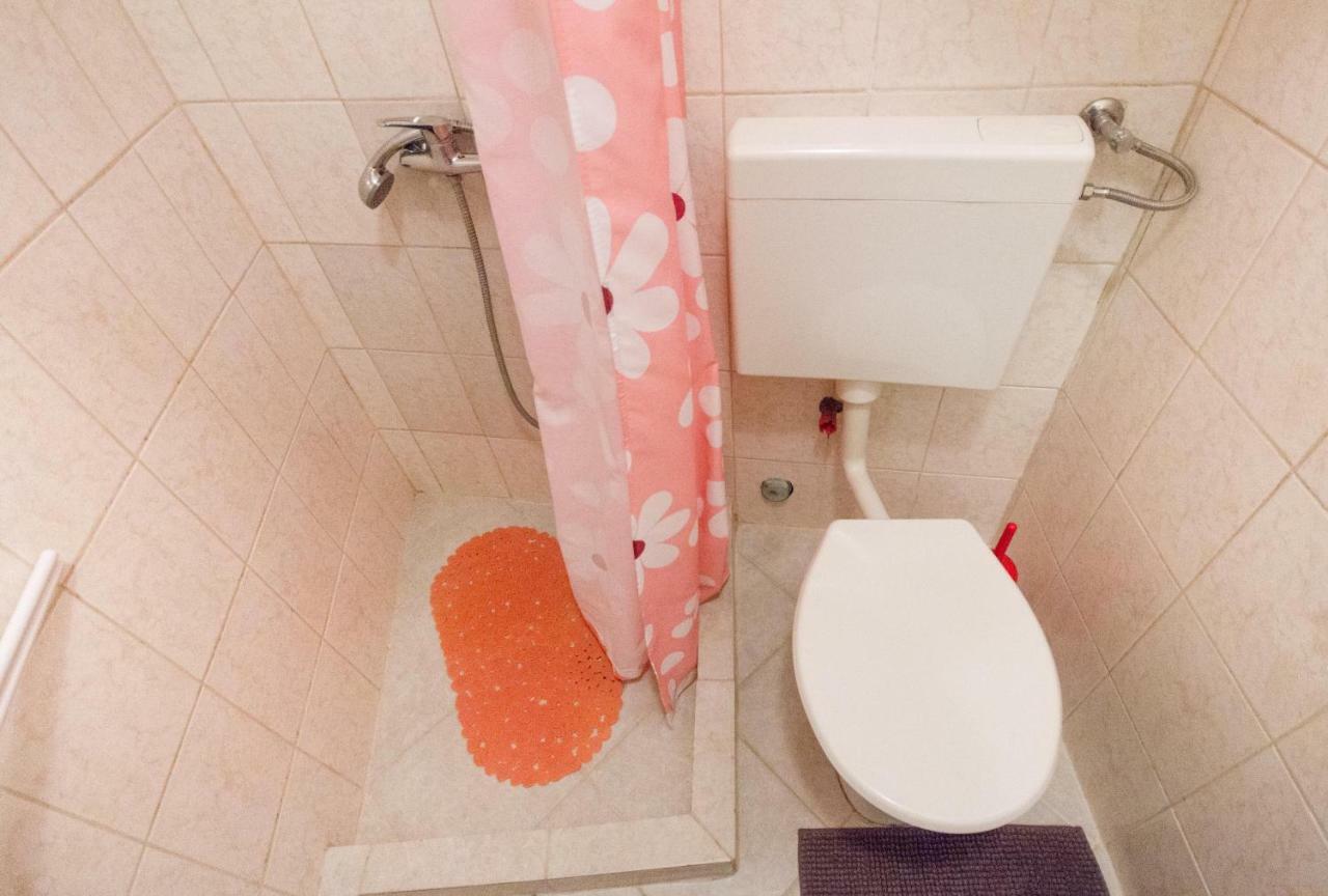 Apartman Punta Vilma Apartment พูลา ภายนอก รูปภาพ